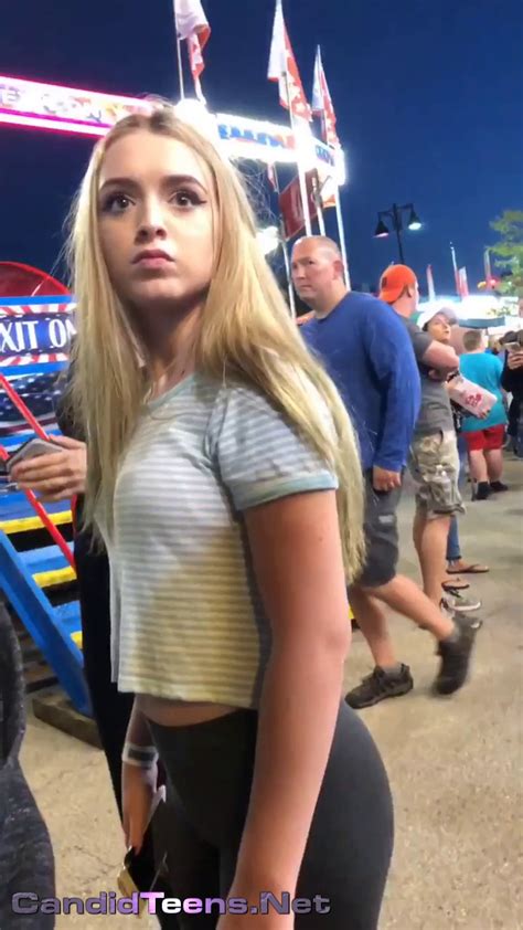 Creep caught on video taking upskirt shot of teen girl at Florida。